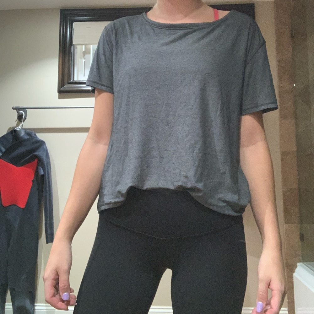Lululemon Workout Top Fits 4 6 8